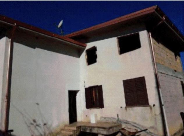 villa in vendita a Luzzi