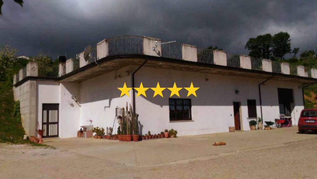 casa indipendente in vendita a Luzzi