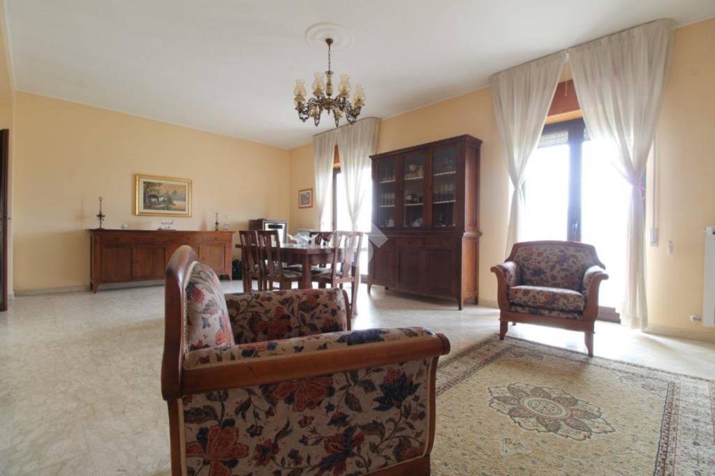 appartamento in vendita a Luzzi in zona Cavoni