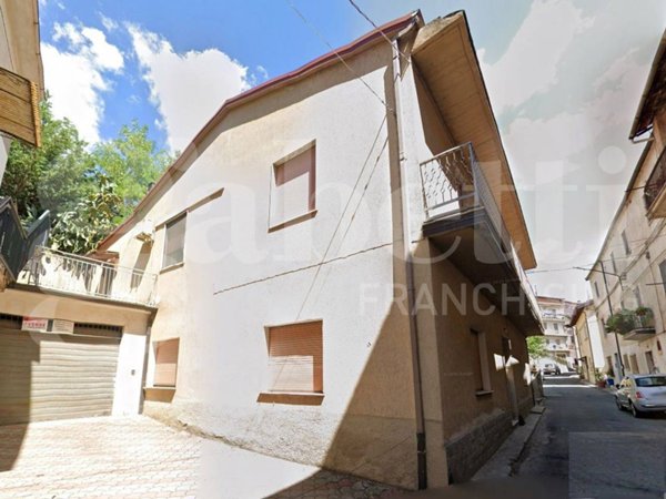 appartamento in vendita a Luzzi