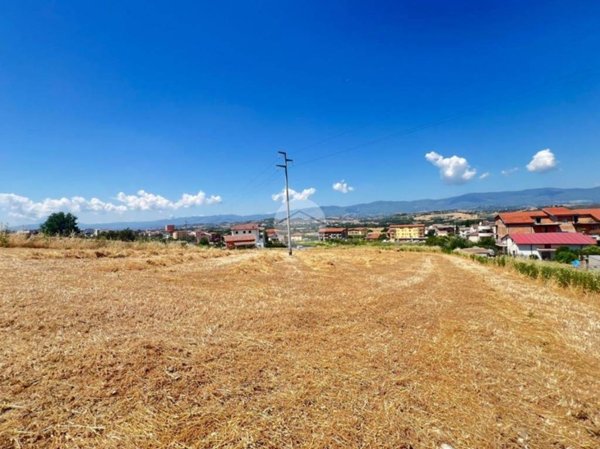 bifamiliare in vendita a Luzzi in zona Cavoni