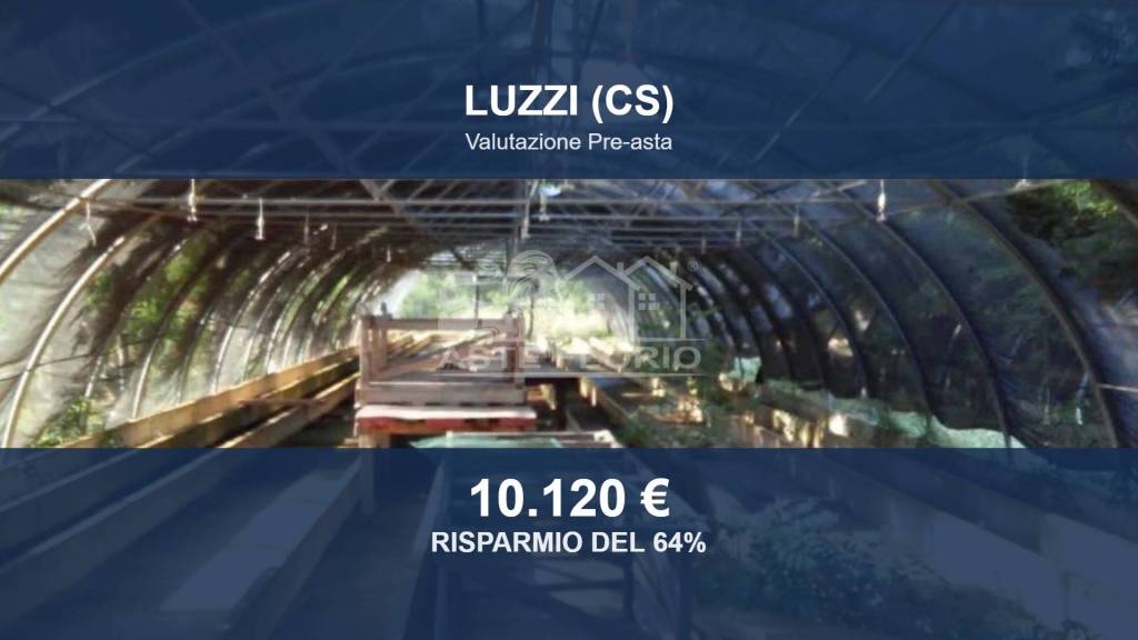 terreno in vendita a Luzzi in zona Cavoni