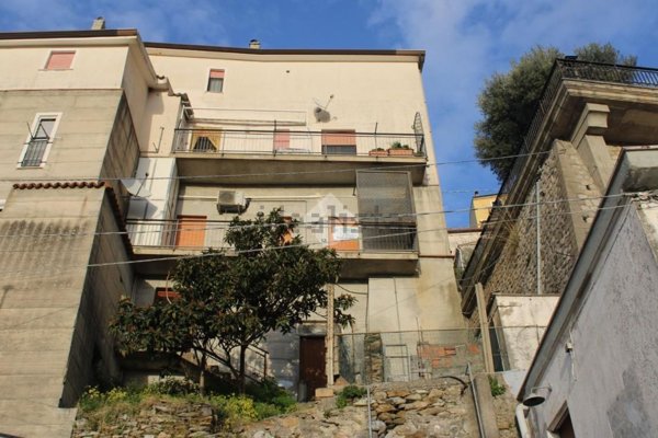 appartamento in vendita a Maierà