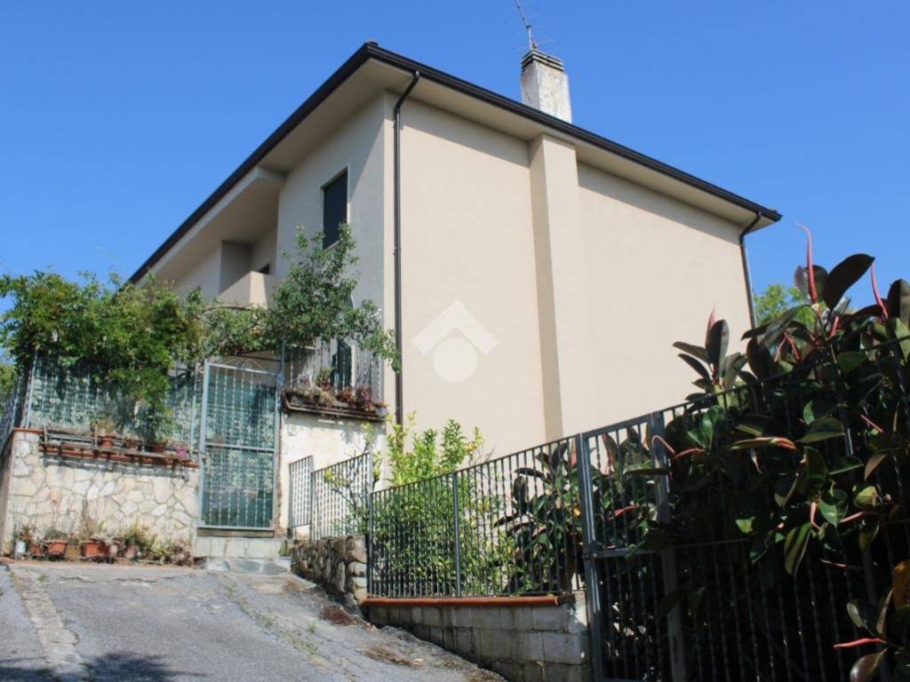 appartamento in vendita a Maierà