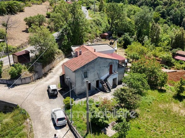 casa indipendente in vendita a Maierà