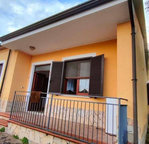 casa indipendente in vendita a Maierà