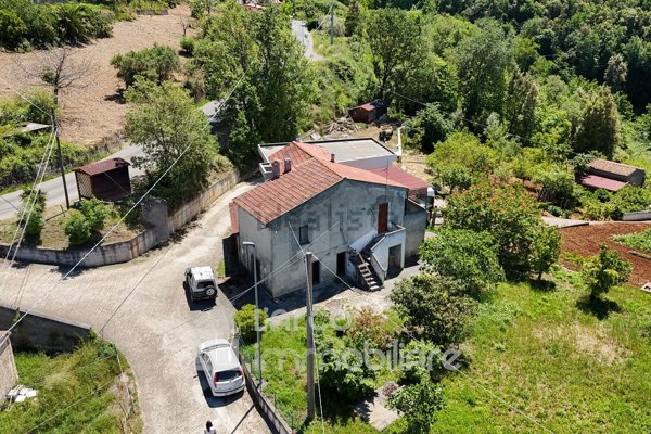 quadrivano in vendita a Maierà