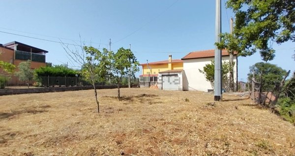 casa indipendente in vendita a Maierà
