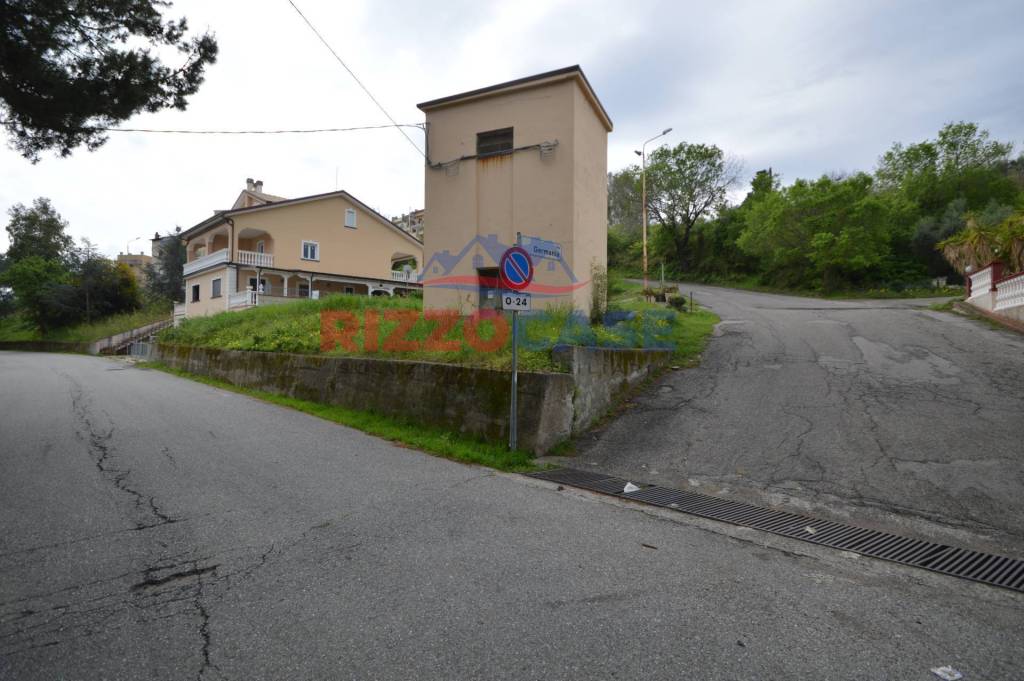 terreno agricolo in vendita a Mandatoriccio