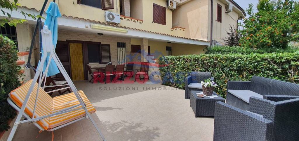casa indipendente in vendita a Mandatoriccio