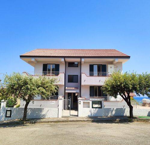 casa indipendente in vendita a Mandatoriccio