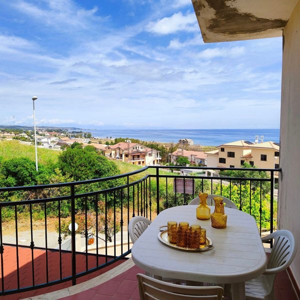 appartamento in vendita a Mandatoriccio