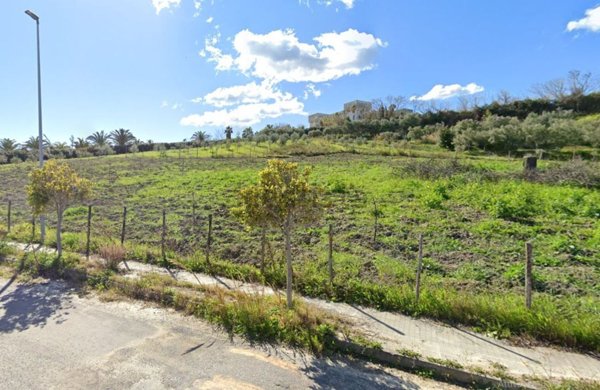 terreno edificabile in vendita a Mandatoriccio