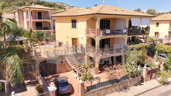 casa indipendente in vendita a Mandatoriccio