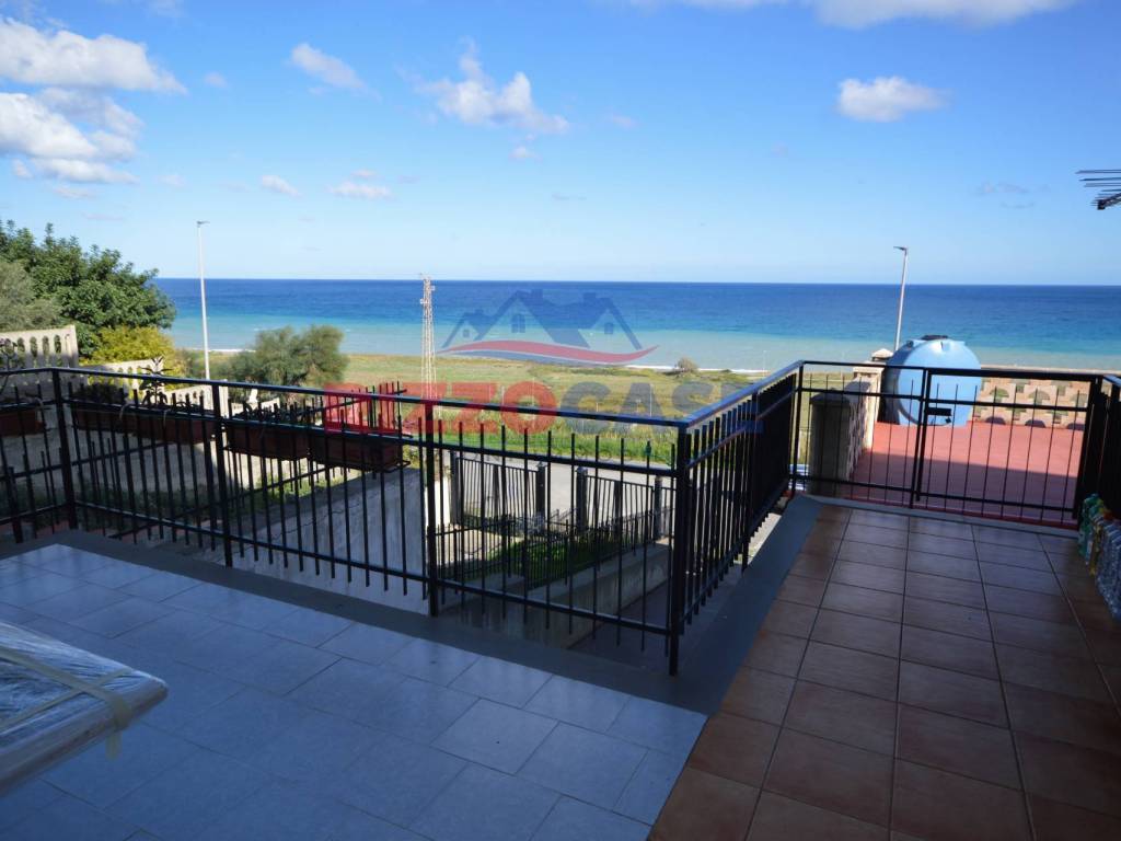 casa indipendente in vendita a Mandatoriccio