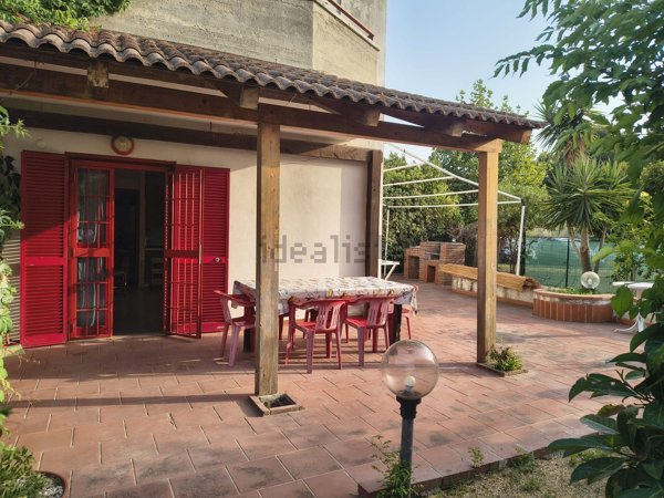 casa indipendente in vendita a Mandatoriccio