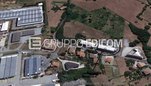 locale commerciale in vendita a Mangone