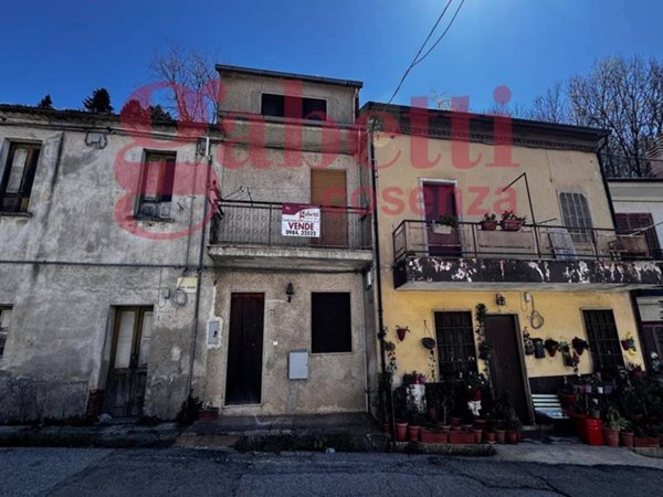 appartamento in vendita a Mangone