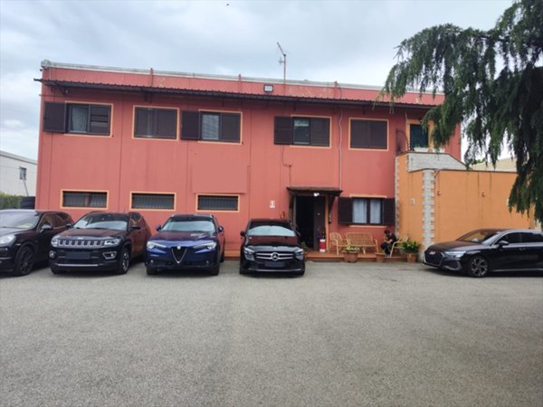 ufficio in vendita a Mangone