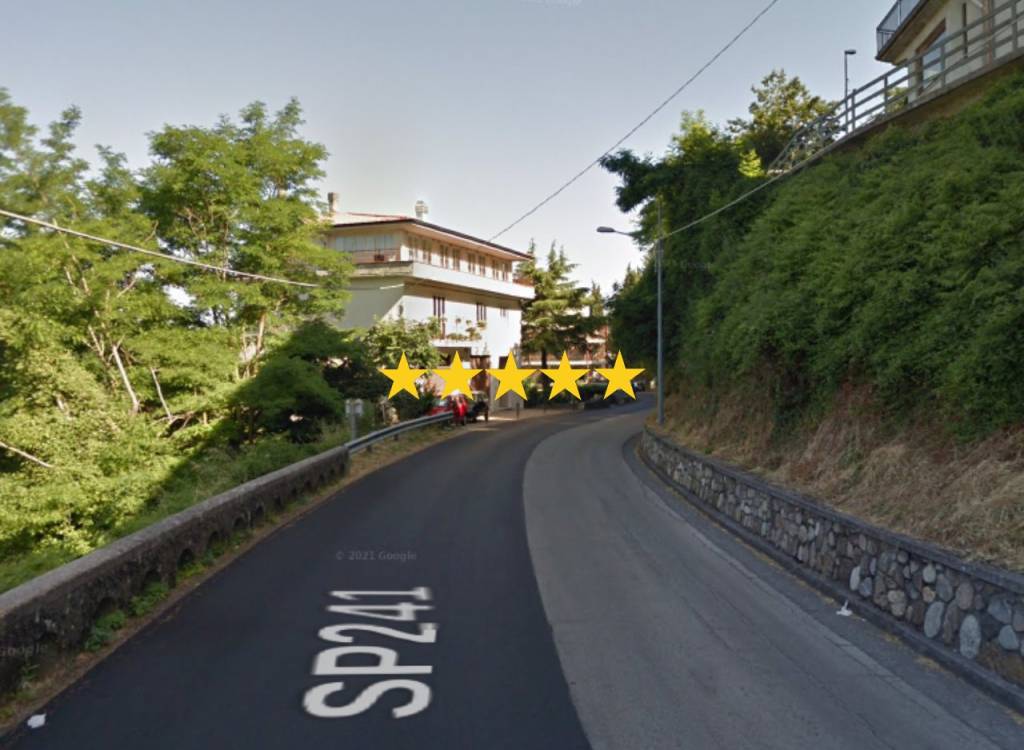 negozio in vendita a Mangone