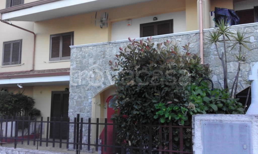 casa indipendente in vendita a Marano Marchesato