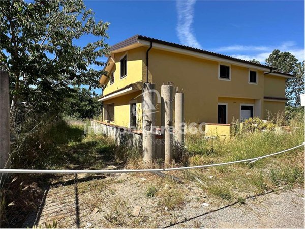 casa indipendente in vendita a Marano Marchesato