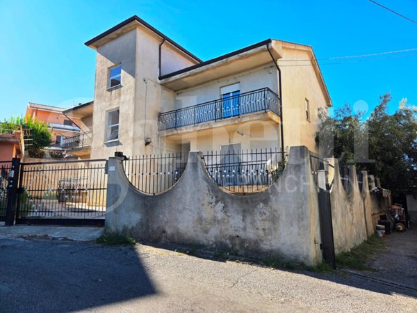 appartamento in vendita a Marano Marchesato