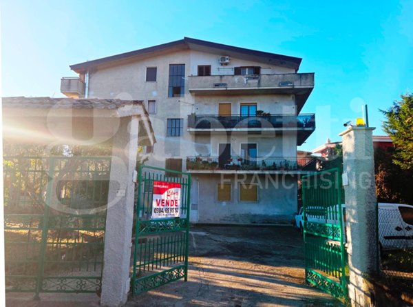 appartamento in vendita a Marano Marchesato