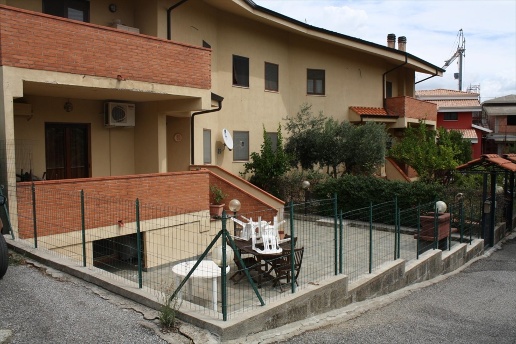 casa indipendente in vendita a Marano Marchesato