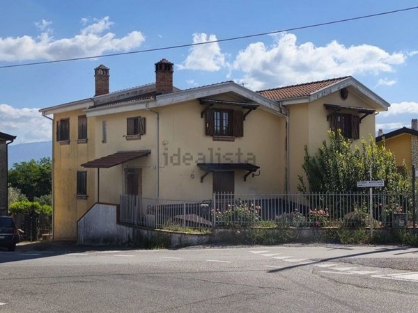 casa indipendente in vendita a Marano Marchesato