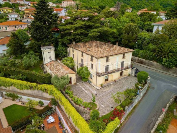casa indipendente in vendita a Marano Marchesato