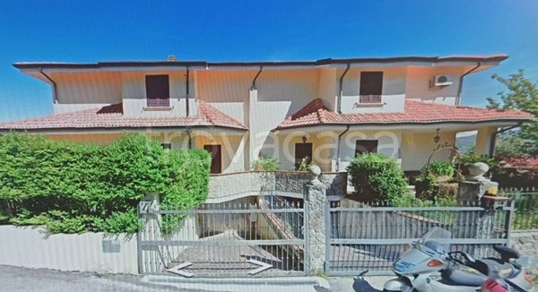 casa indipendente in vendita a Marano Principato