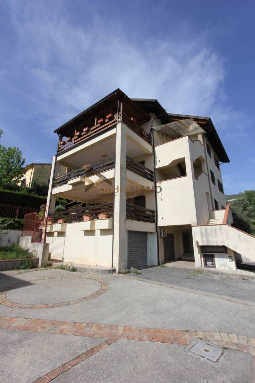 appartamento in vendita a Marano Principato