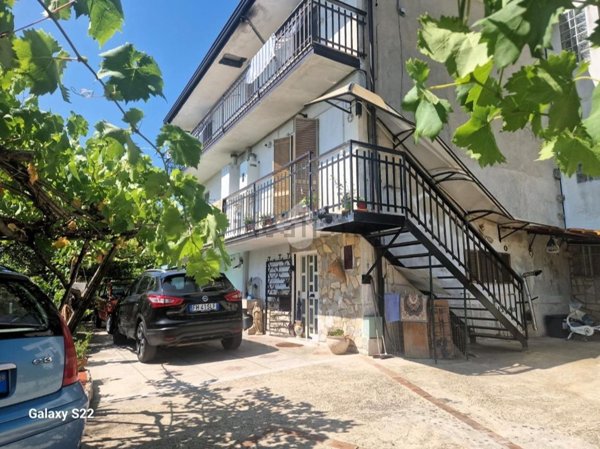 casa indipendente in vendita a Marano Principato
