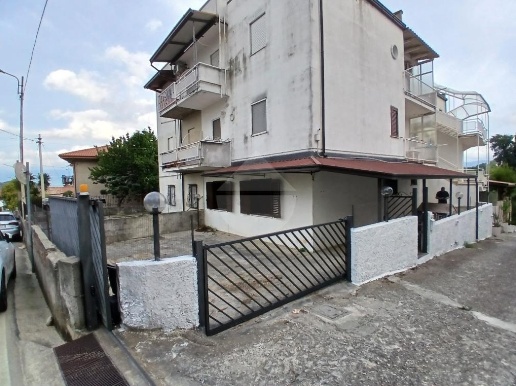 appartamento in vendita a Marano Principato