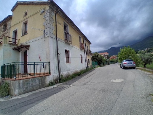 appartamento in vendita a Marano Principato in zona Pantusa