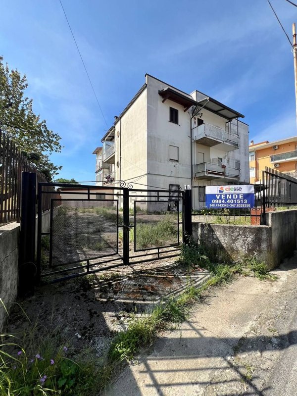 appartamento in vendita a Marano Principato