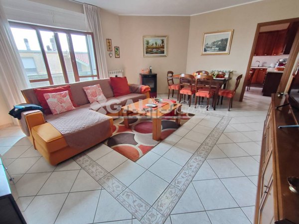 appartamento in vendita a Marano Principato