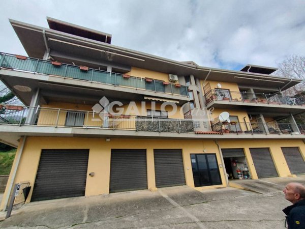 appartamento in vendita a Marano Principato