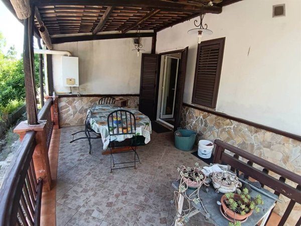 casa indipendente in vendita a Marano Principato in zona Bisciglietto