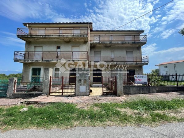 casa indipendente in vendita a Marano Principato in zona Bisciglietto