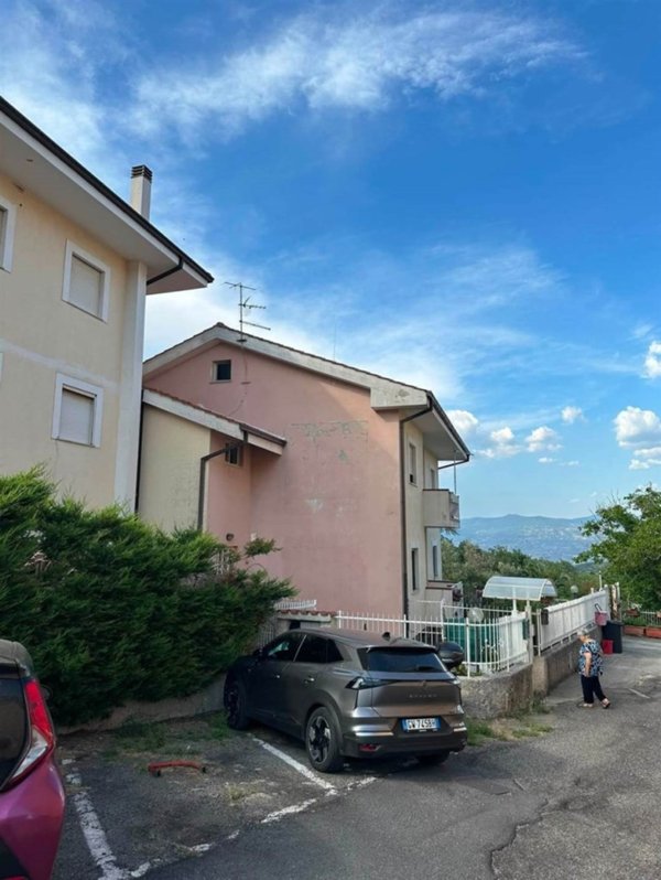 casa indipendente in vendita a Marano Principato in zona Bisciglietto