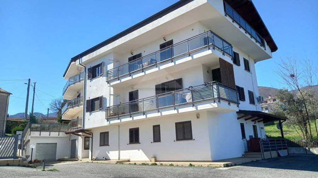 box auto in vendita a Marano Principato in zona Pantusa