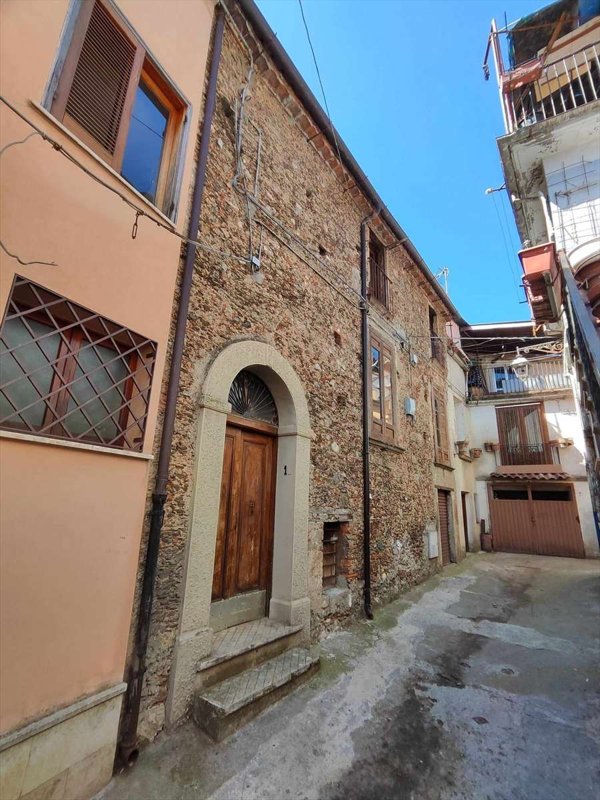 casa indipendente in vendita a Marzi