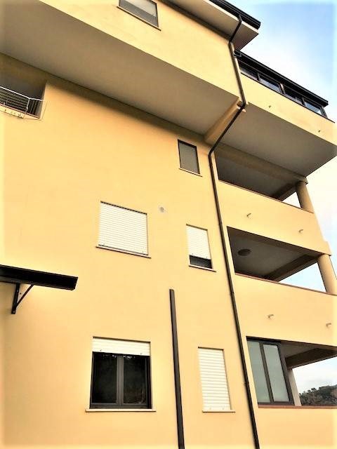 appartamento in vendita a Mendicino in zona Tivolille