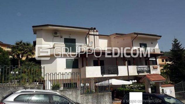 casa indipendente in vendita a Mendicino
