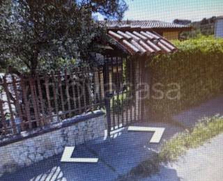 casa indipendente in vendita a Mendicino in zona Tivolille