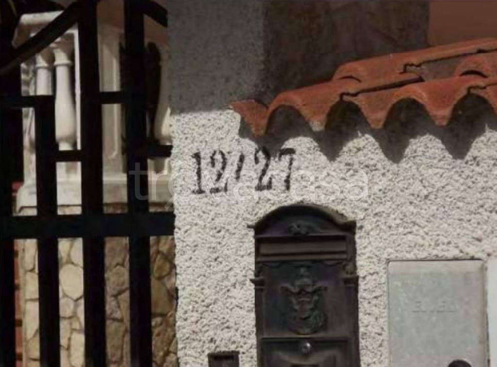 casa indipendente in vendita a Mendicino