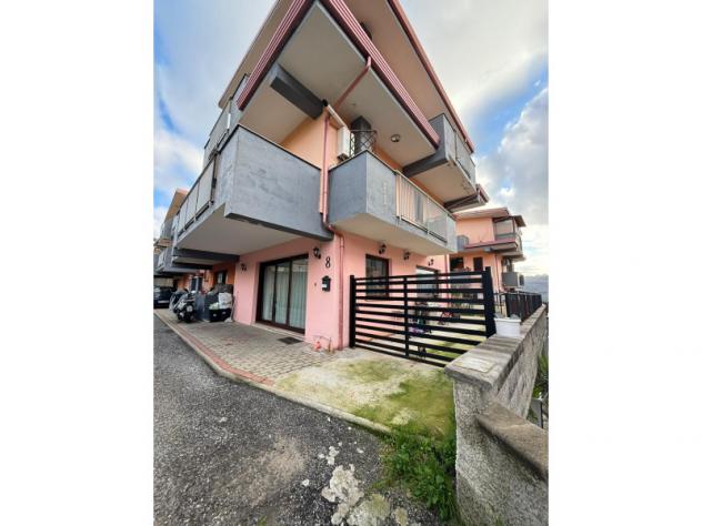 casa indipendente in vendita a Mendicino