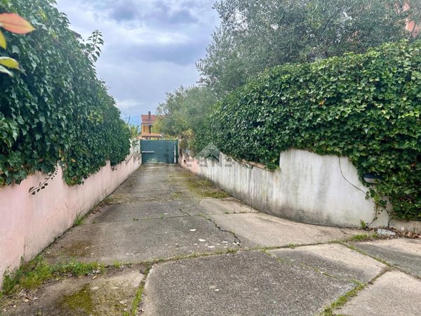 casa indipendente in vendita a Mendicino in zona Pasquali